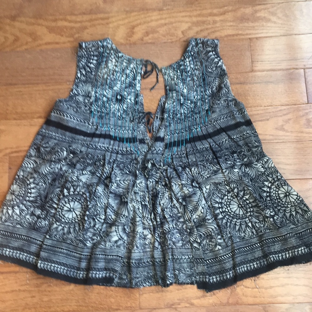 Tank - Picture 5 of 6